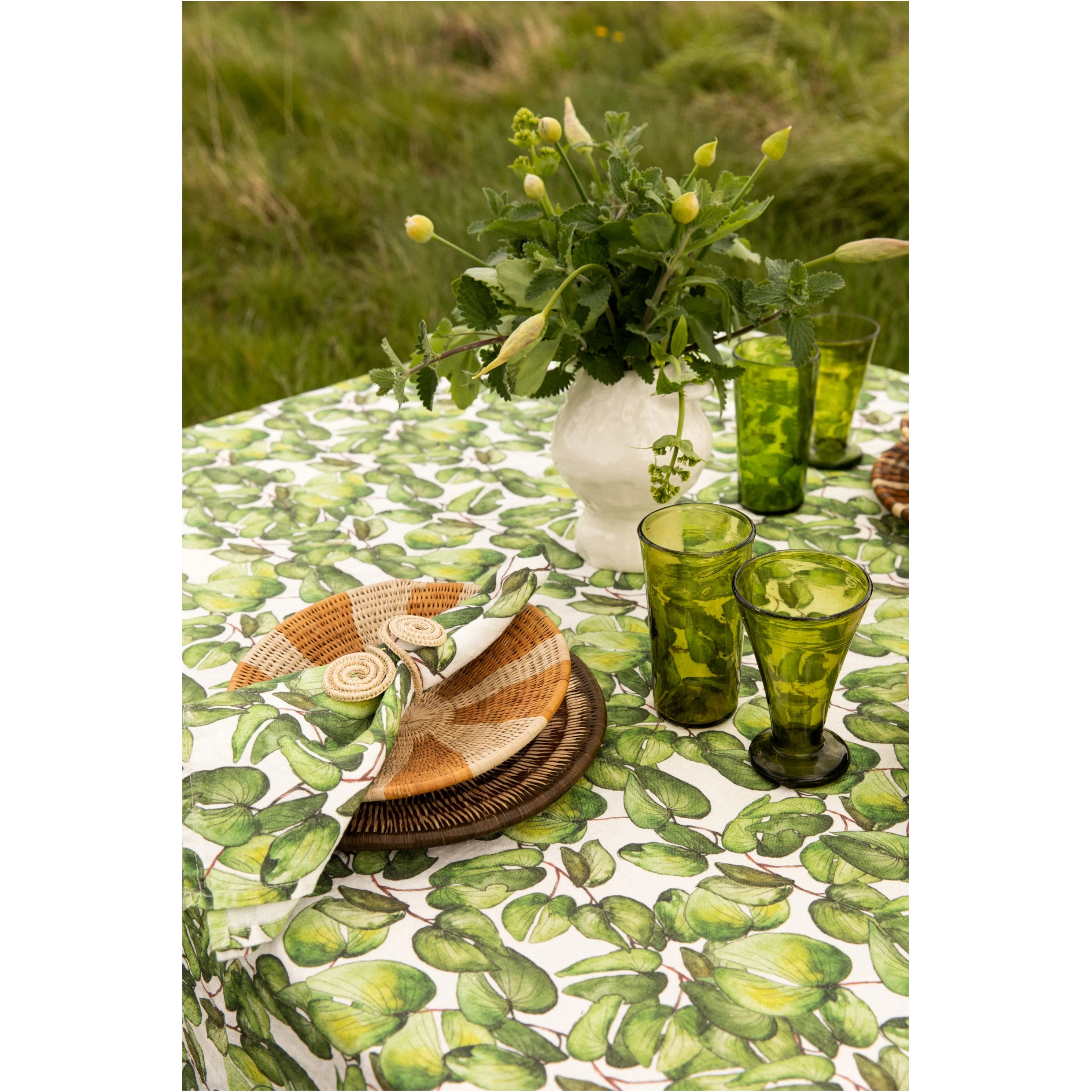 Bertioli By Thyme Mopane Linen Table Cloth 4 Bertioli By Thyme Mopane Linen Table Cloth