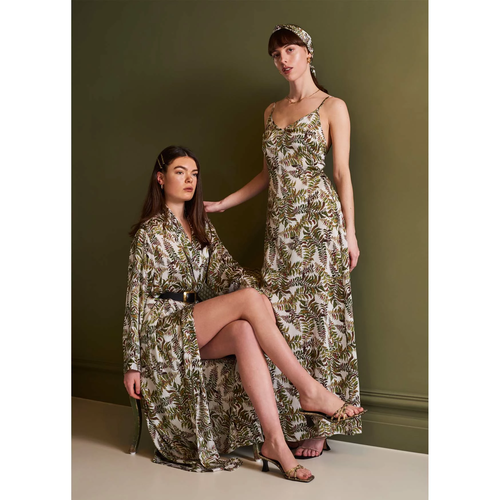 Bertioli By Thyme Silk Robe In Fern Silkwear 7 Bertioli By Thyme Silk Robe In Fern Silkwear